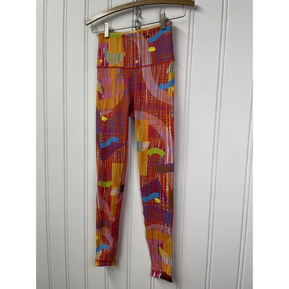 WITH Peloton X Monica Ahanonu High Waist Ankle Leggings in Red Multi Size Small - Picture 3 of 12
